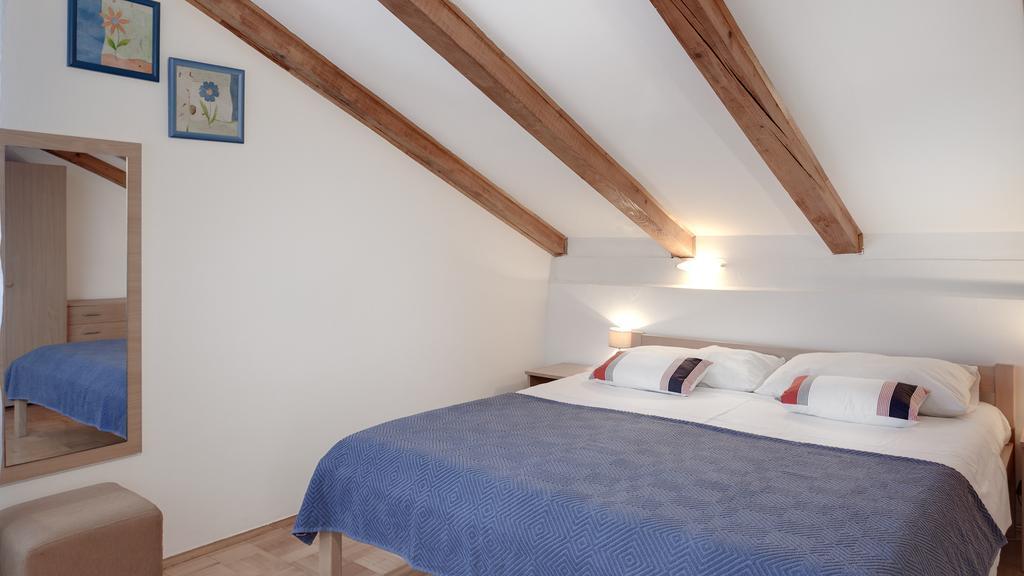 Apartment Pejnovic Malinska Luaran gambar