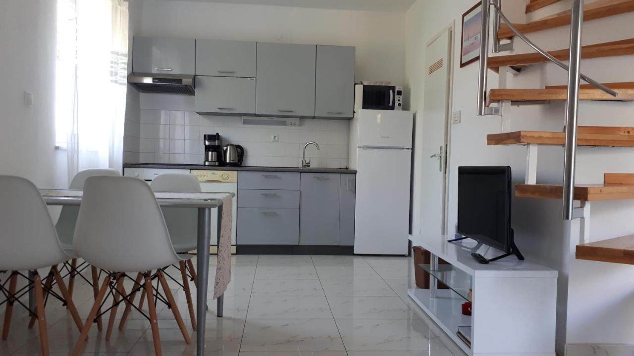 Apartment Pejnovic Malinska Luaran gambar